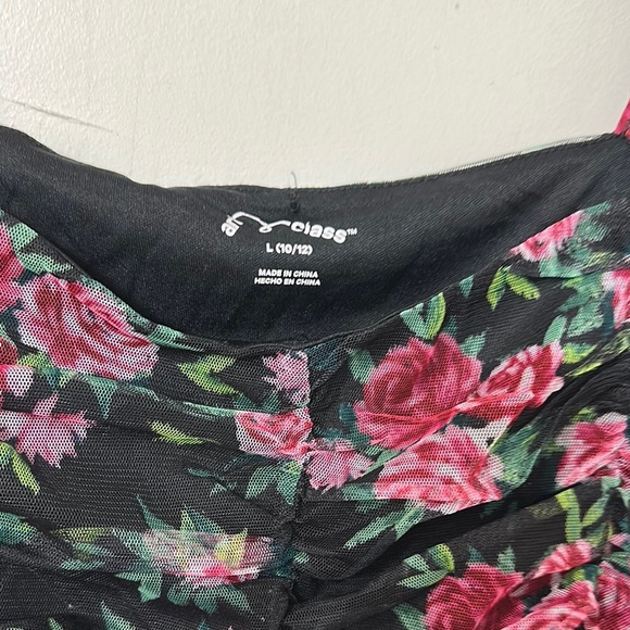 art class Black and Pink Puff Sleeve Ruched Blouse - Picture 2 of 2